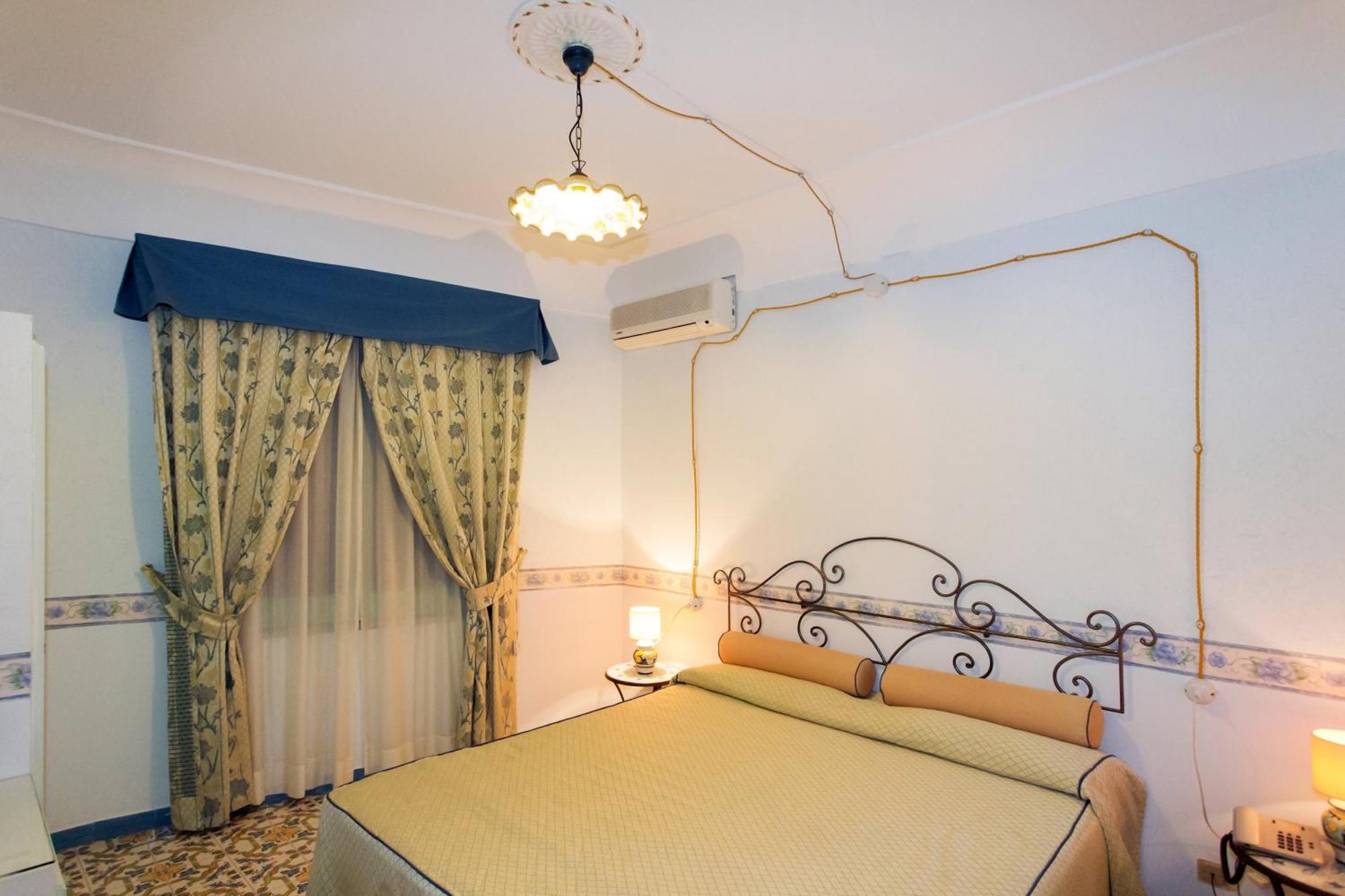 Fico D'India Relais Hotel Furore Ruang foto