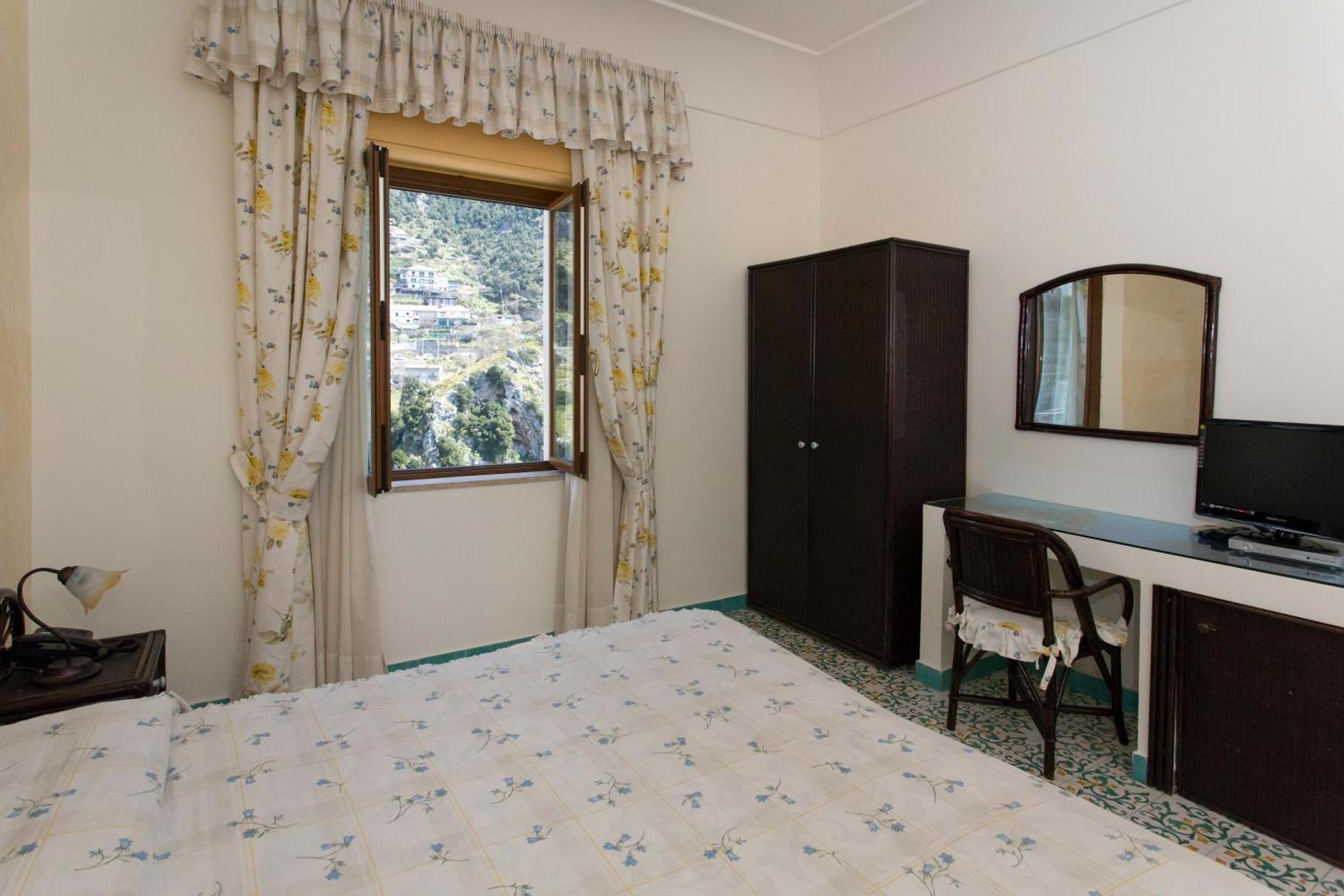 Fico D'India Relais Hotel Furore Ruang foto
